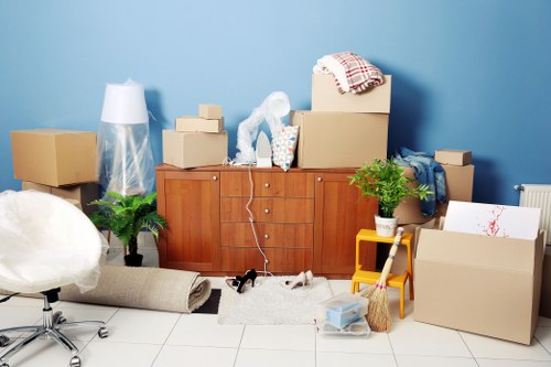 Removals van service for Canary Wharf apartment and office moves