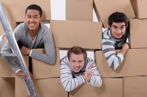 Flexible moving help for apartments and offices in Canary Wharf