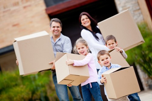 Man and van service for apartment and office moves around Canary Wharf