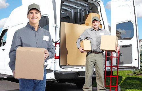 Canary Wharf removals service for apartments and offices